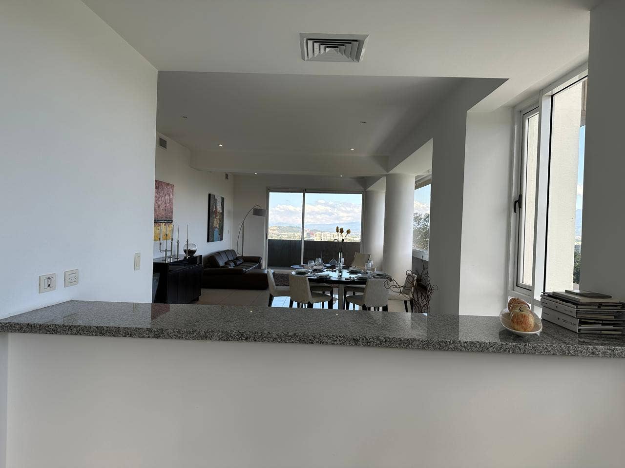 Three Bedroom condo with spectacular views — photo 3 of 19