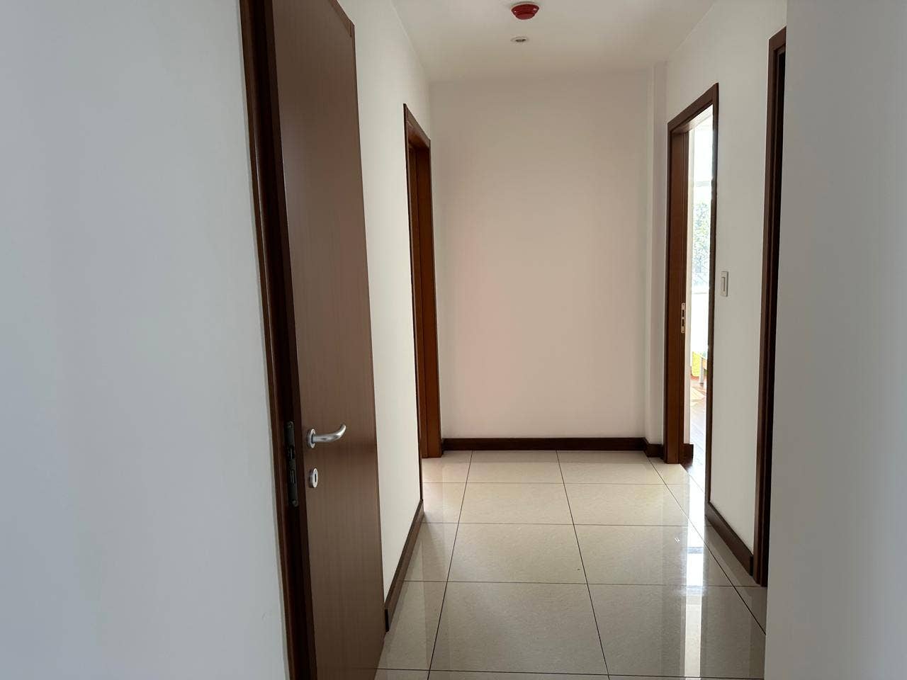 Three Bedroom condo with spectacular views — photo 9 of 19