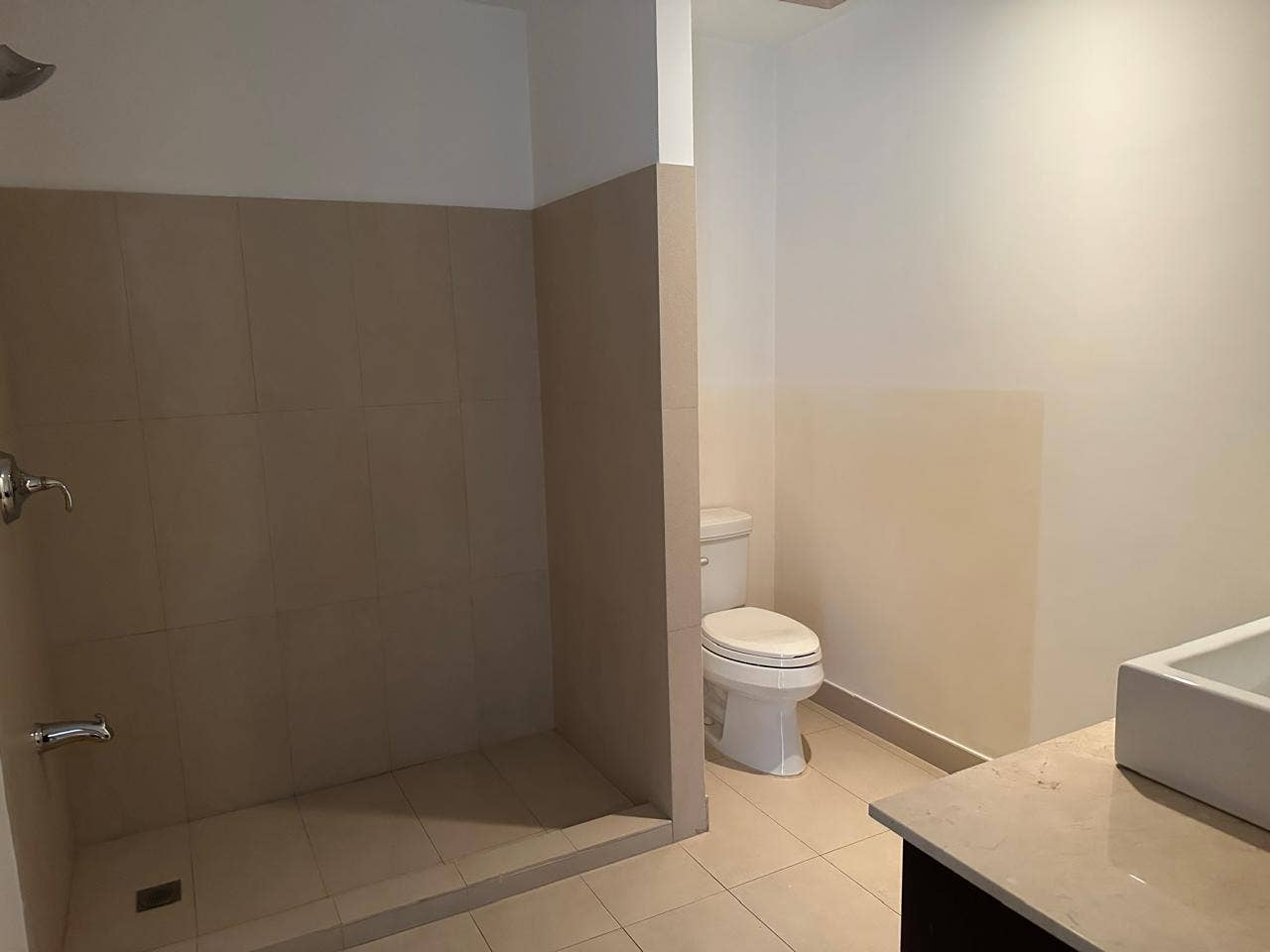 Three Bedroom condo with spectacular views — photo 12 of 19