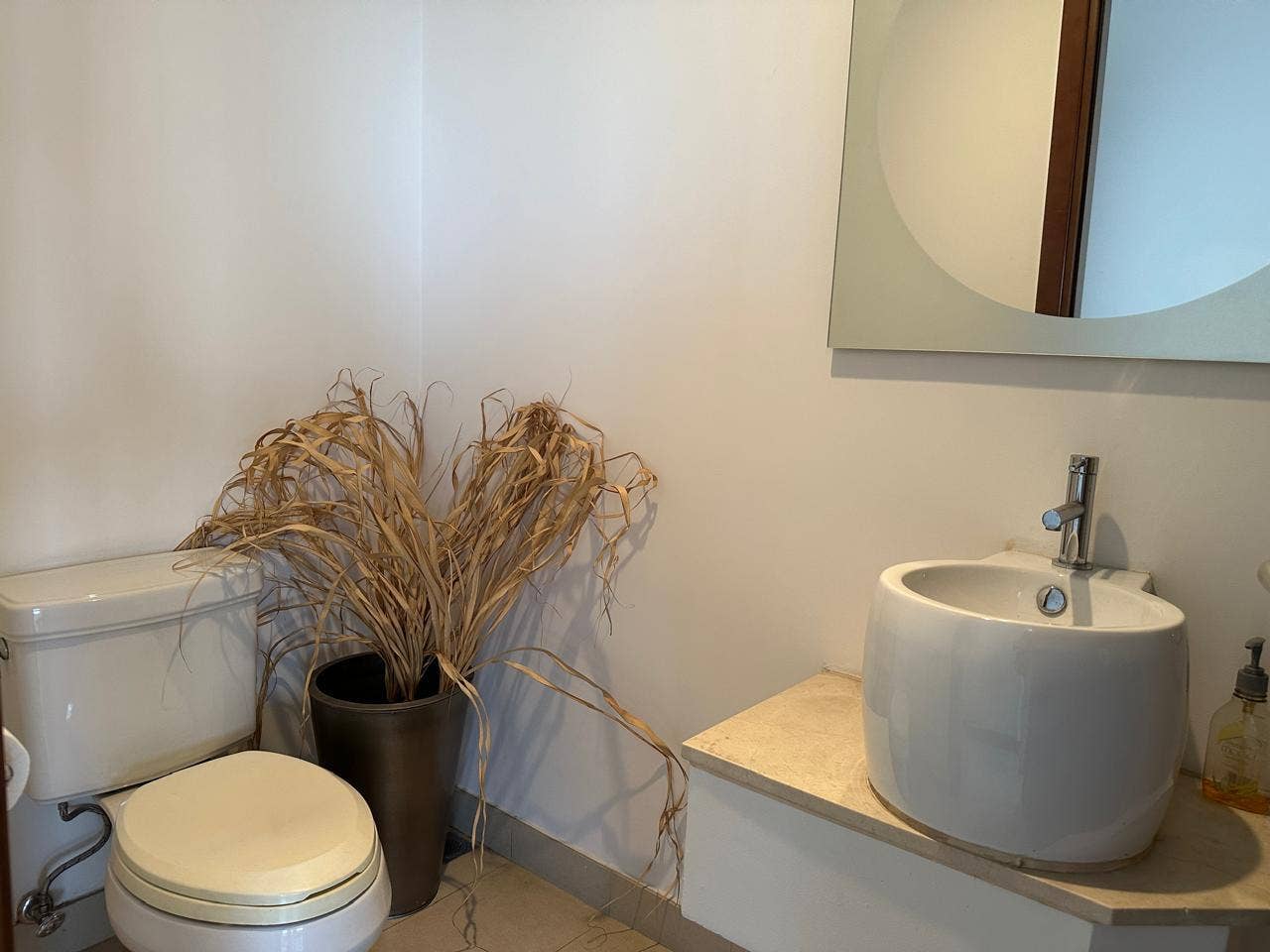 Three Bedroom condo with spectacular views — photo 7 of 19