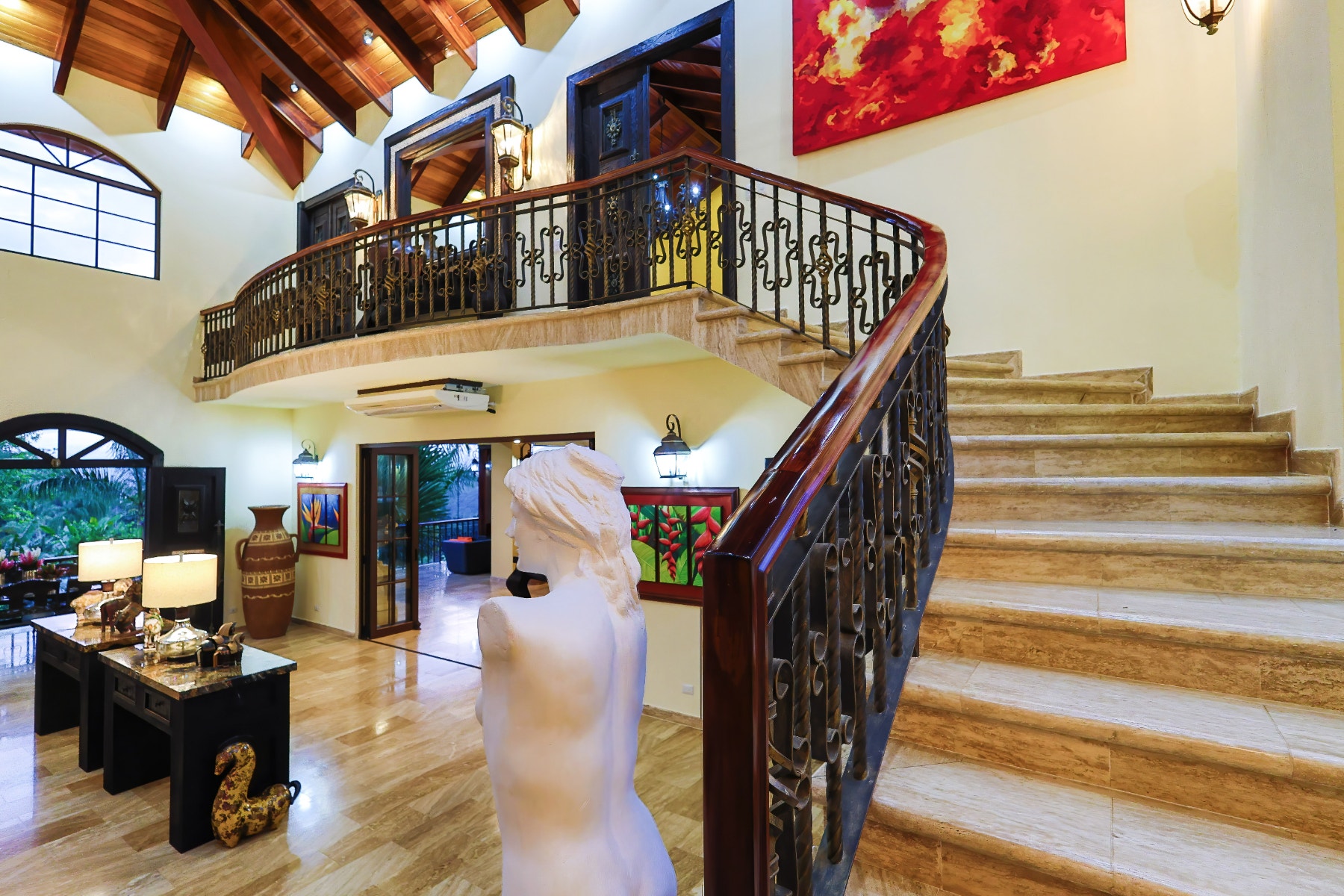 Grand Luxury Estate — foto 10 de 19