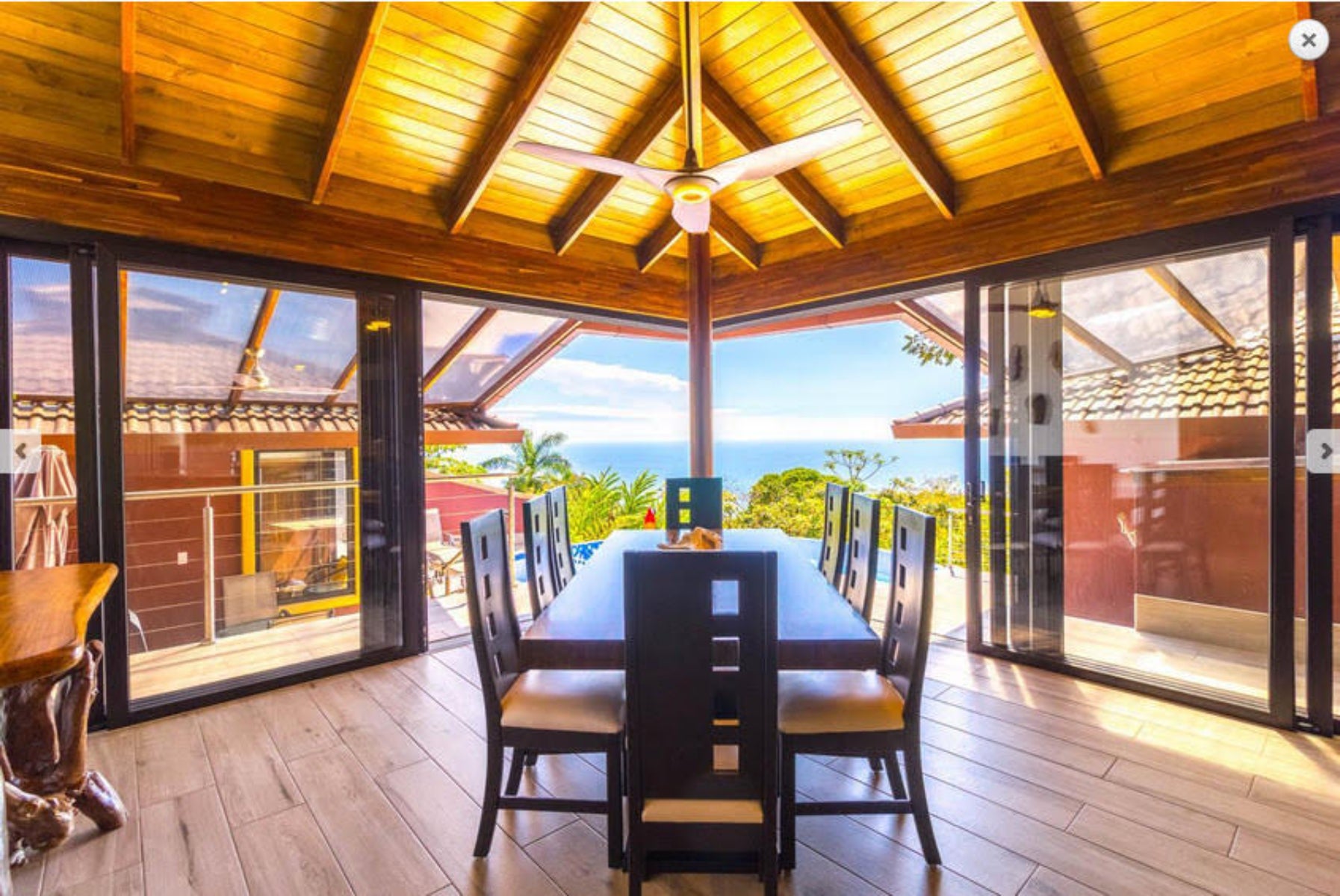 Lavish Estate With Ocean Views — photo 9 of 19