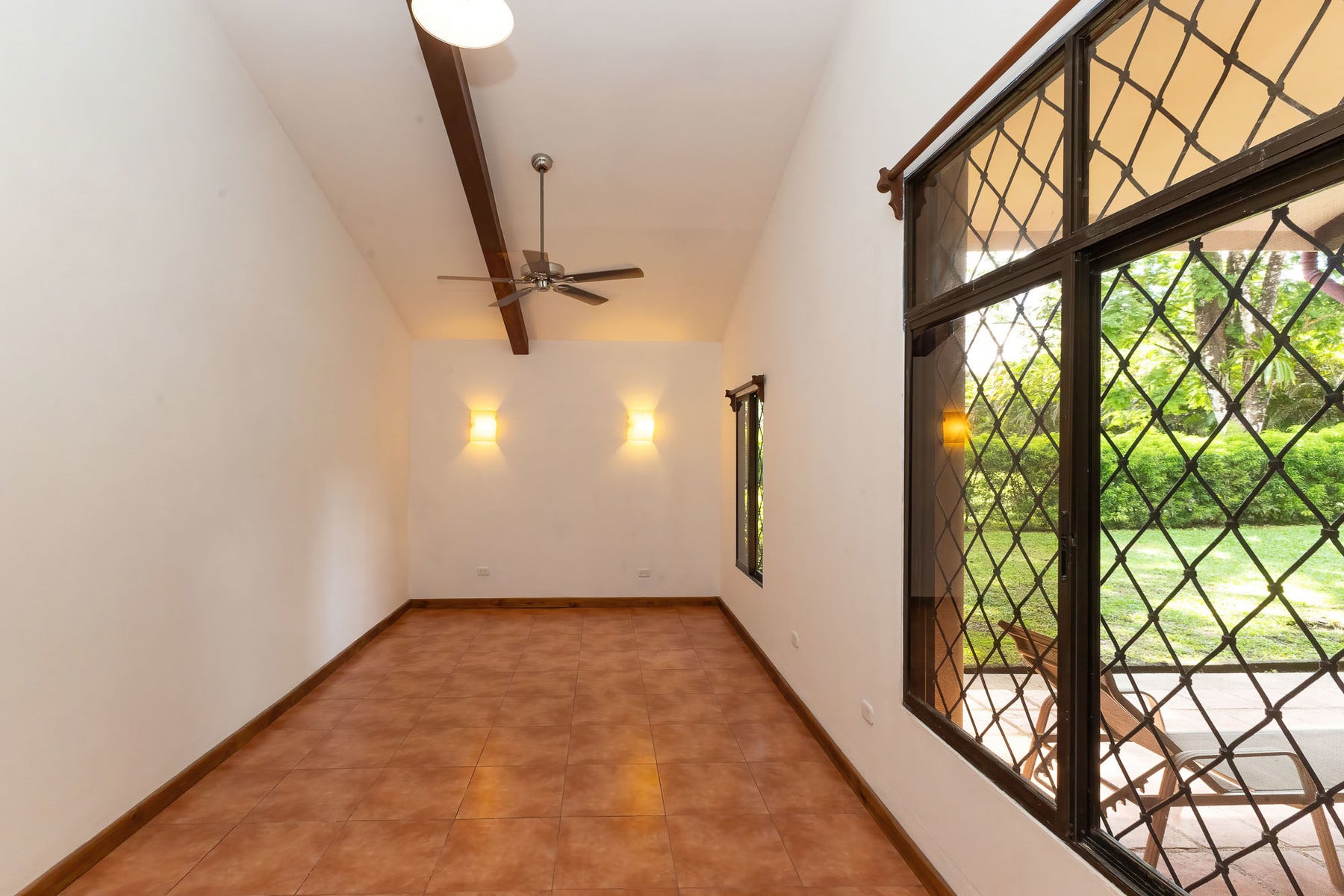 Luxury Nature Estate in Naranjito — photo 12 of 19