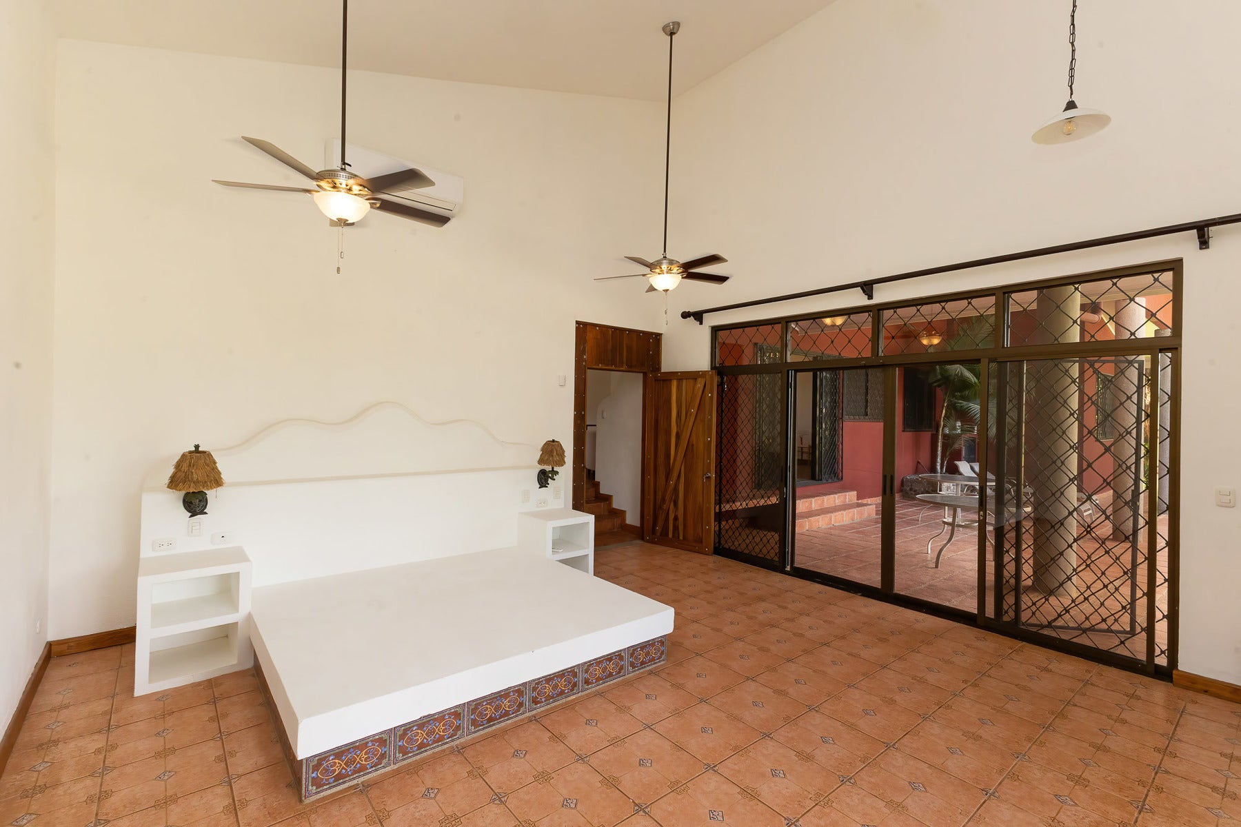 Luxury Nature Estate in Naranjito — photo 13 of 19