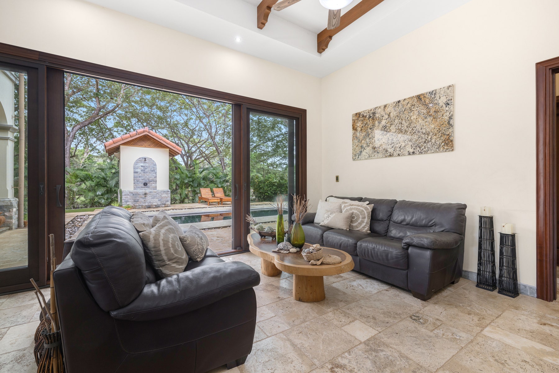 Luxury Home With Guest House — photo 3 of 19