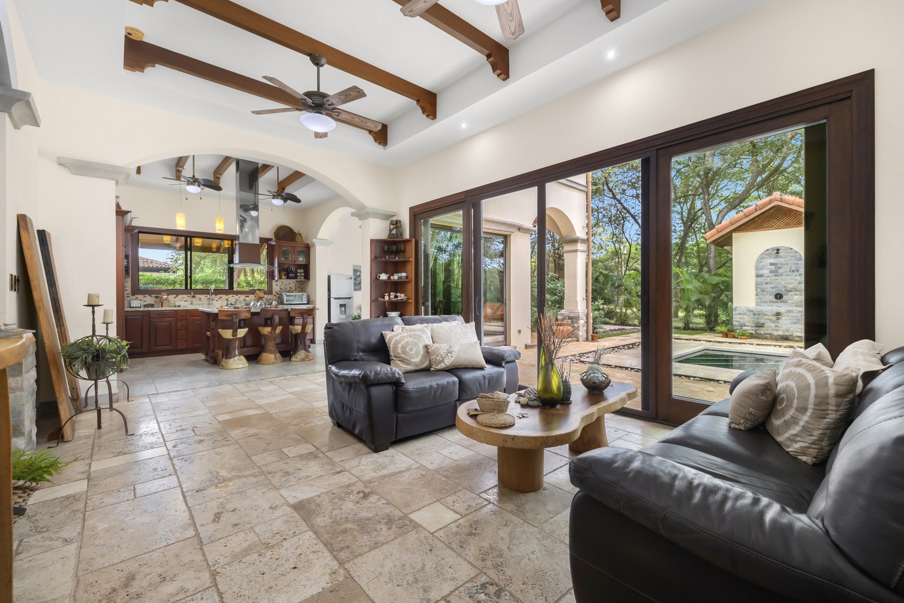Luxury Home With Guest House — photo 4 of 19