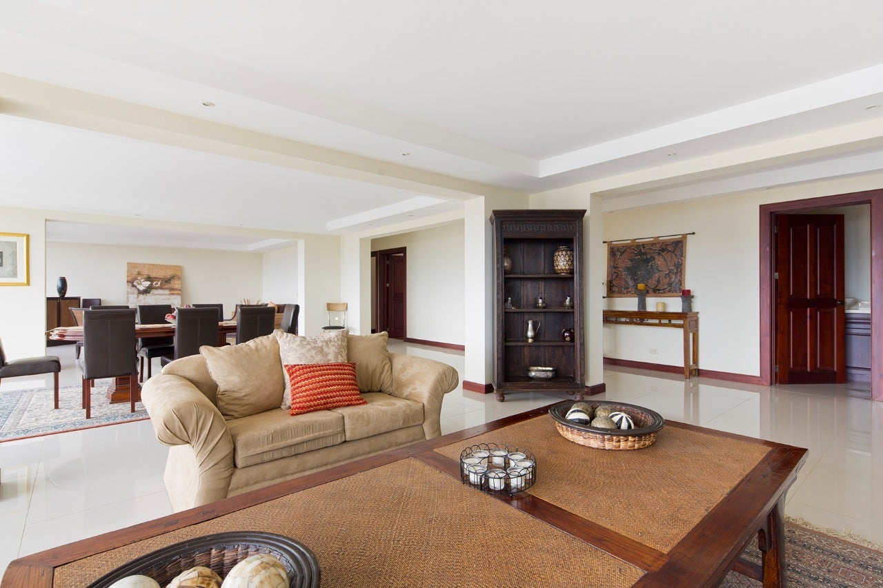 Spacious  Condo in Altos de Marbella Tower, #8 East — photo 4 of 19