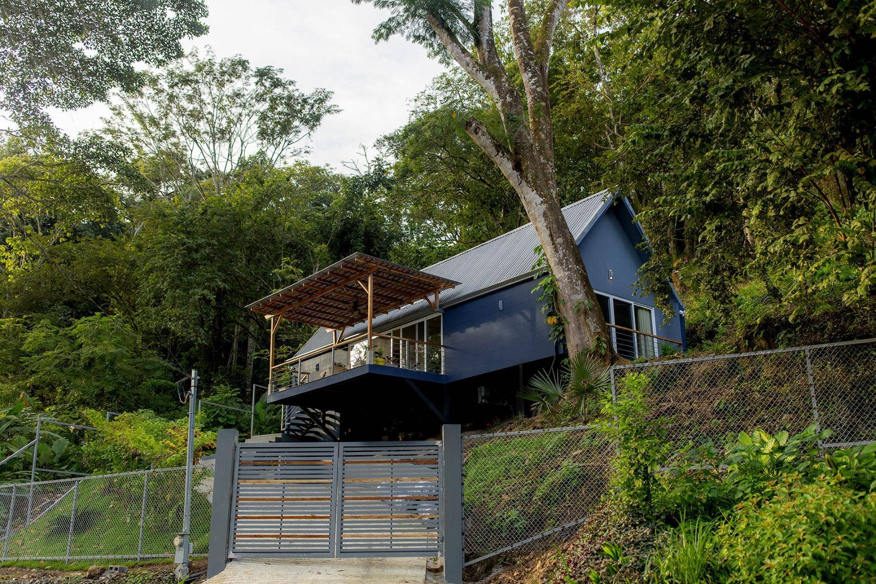 Two Bedroom Contemporary Designed House, Manuel Antonio, Manuel Antonio, Quepos, Puntarenas, Costa Rica 60601