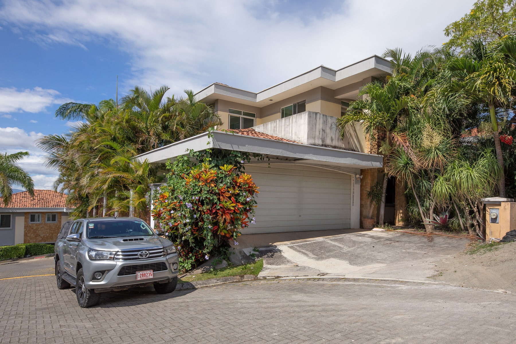 Puerta del Sol Guachipelin Panoramic House. — photo 19 of 19