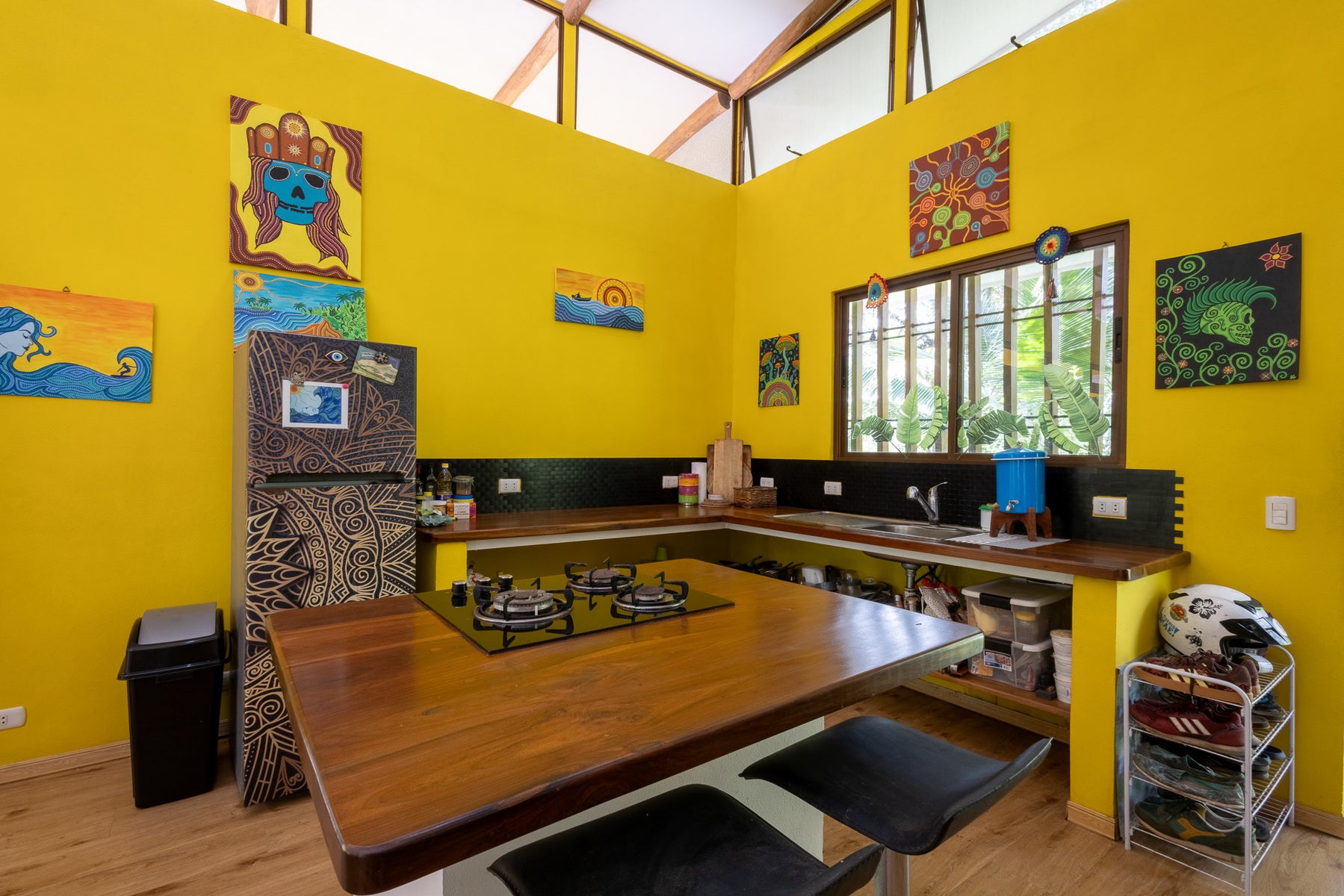 Beautiful Jungle Property with Two Houses — photo 10 of 19