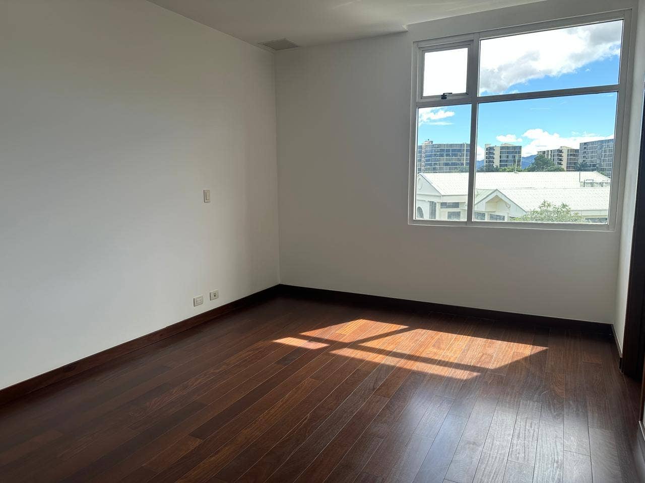 Spacious Alta Pietra Two Bedroom — foto 16 de 19