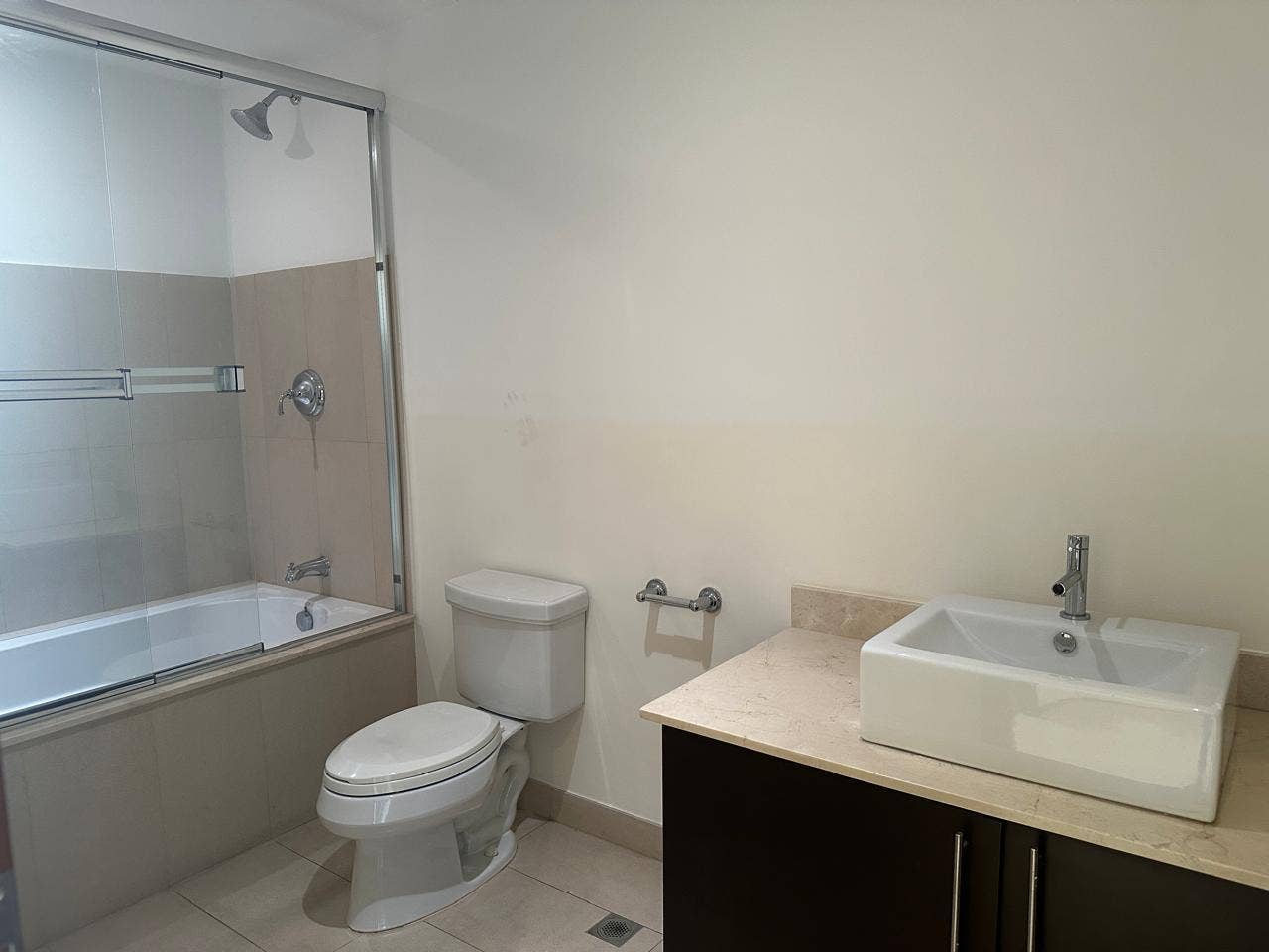 Spacious Alta Pietra Two Bedroom — foto 18 de 19