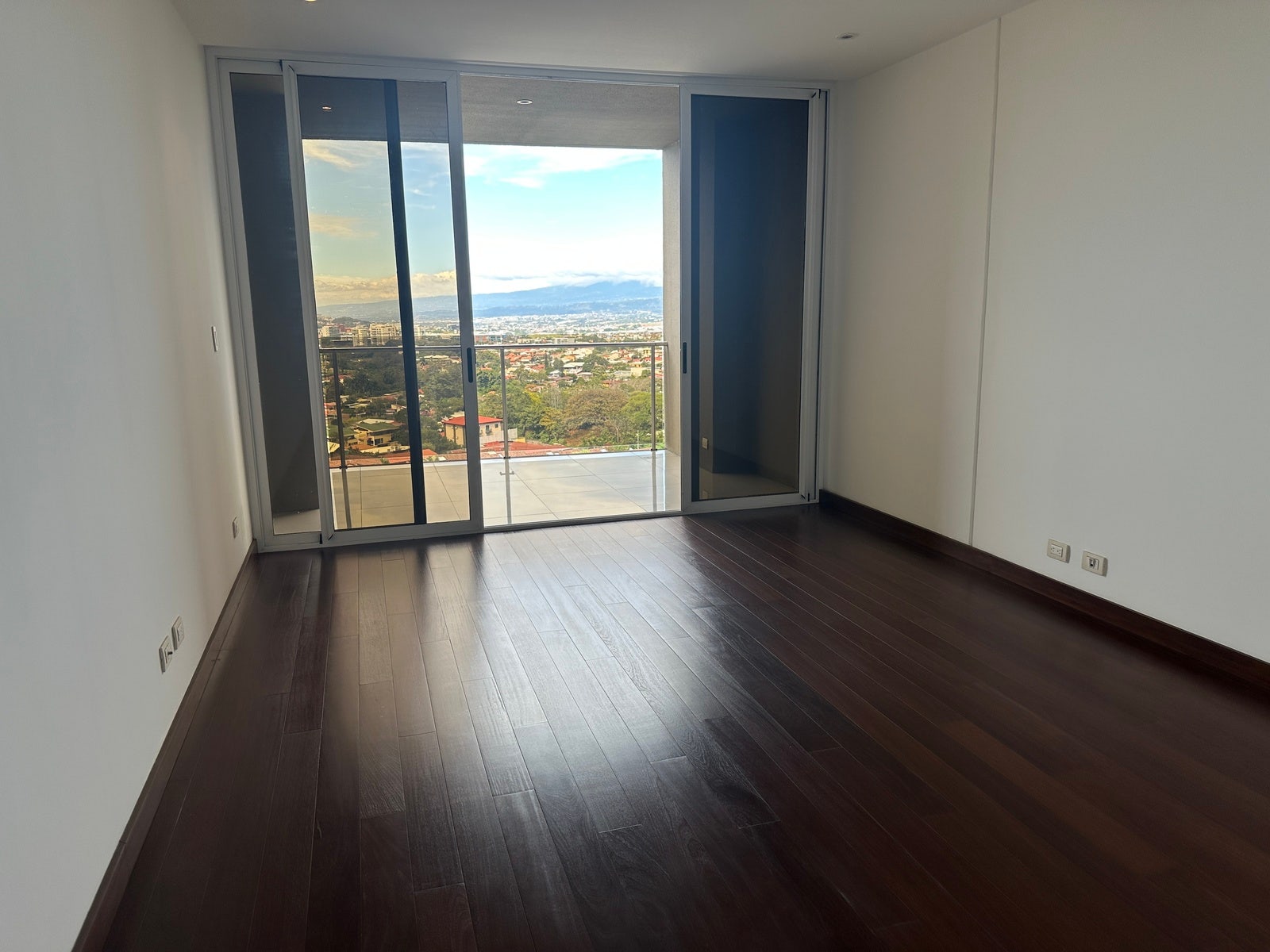 Spacious Alta Pietra Two Bedroom — foto 12 de 19