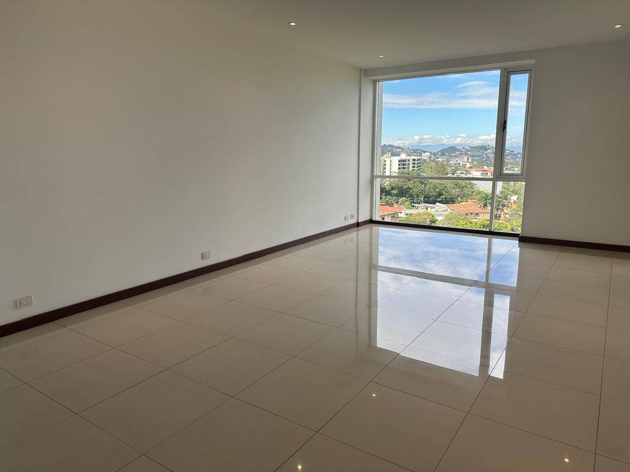 Spacious Alta Pietra Two Bedroom — foto 3 de 19