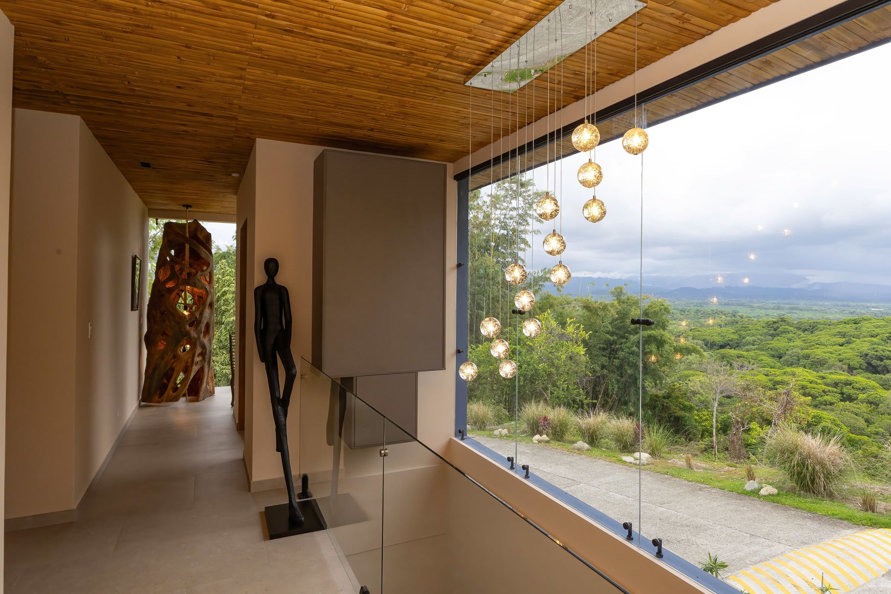 Modern Luxury Villa Near Marina — photo 6 of 19