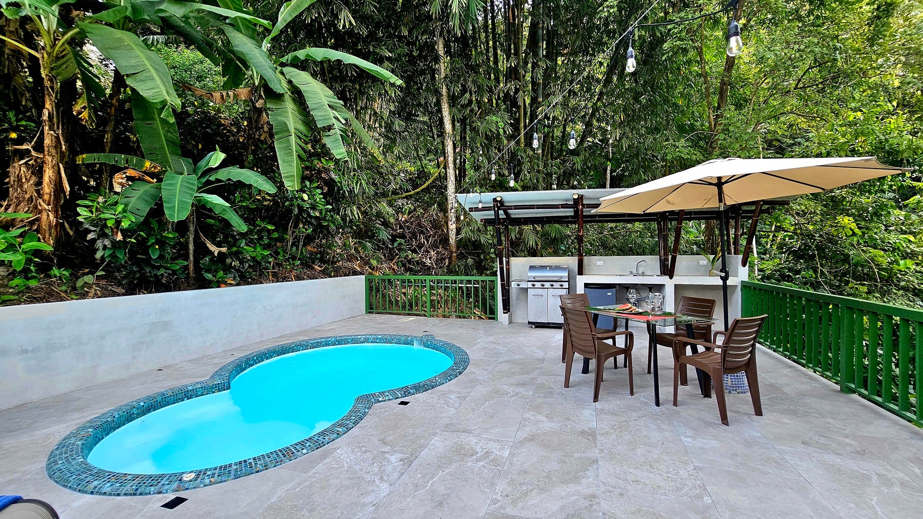Private Jungle Retreat — photo 14 of 16