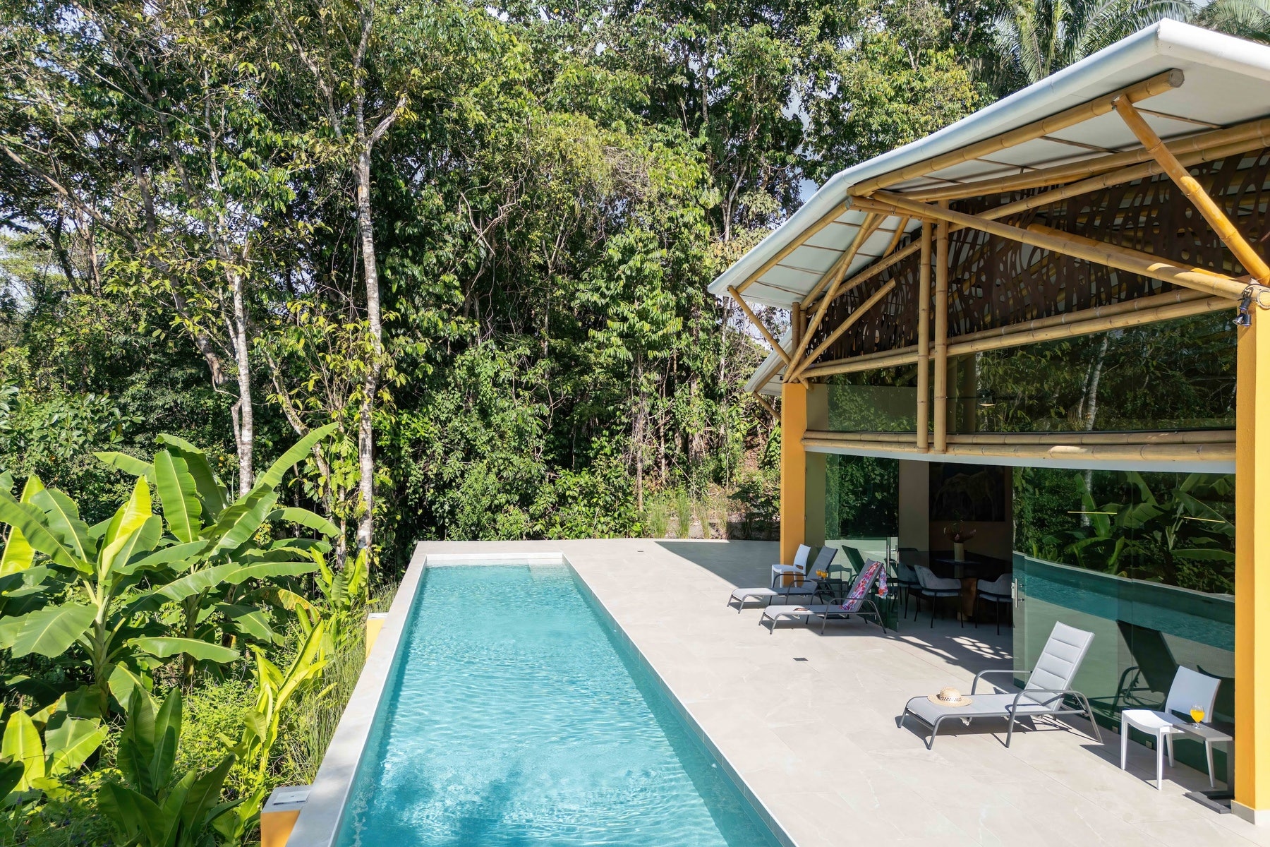 Luxury Jungle Retreat — photo 13 of 19
