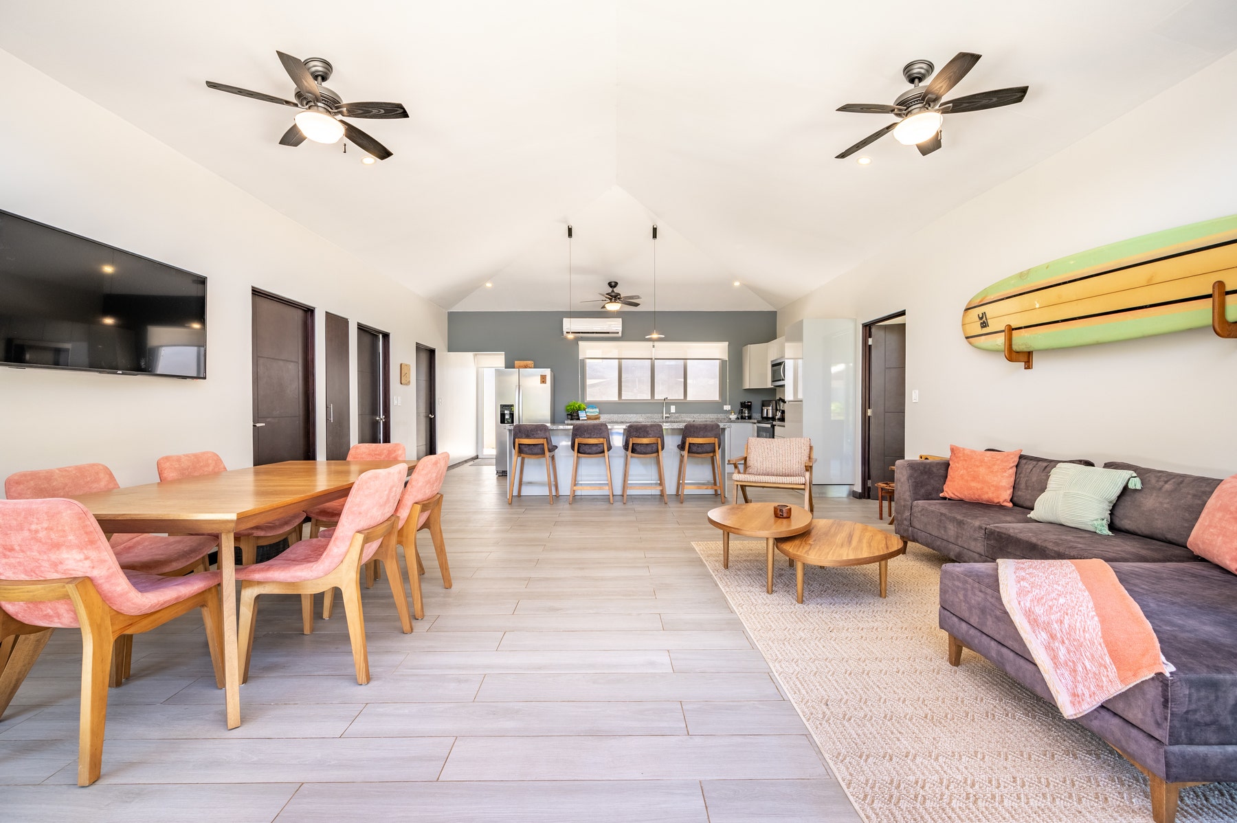 Beach and Surf House — photo 2 of 19