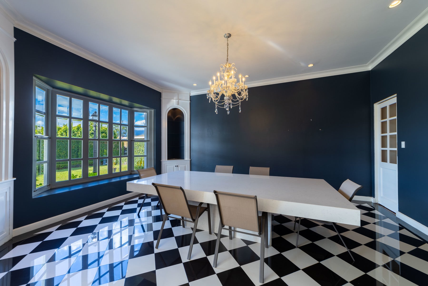 Los Yoses Commercial Property — foto 8 de 16