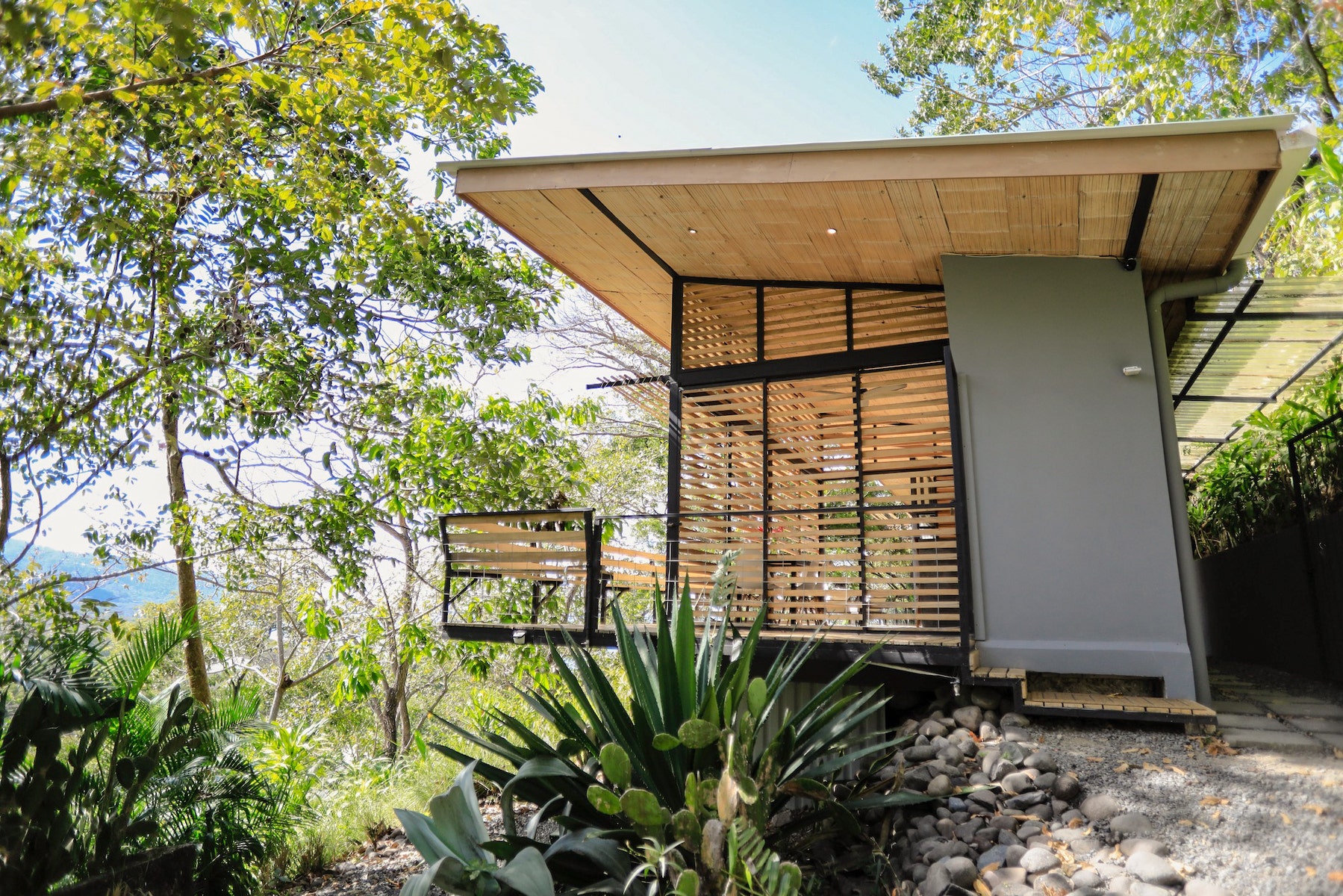 Ocean View Tropical Home — photo 12 of 12
