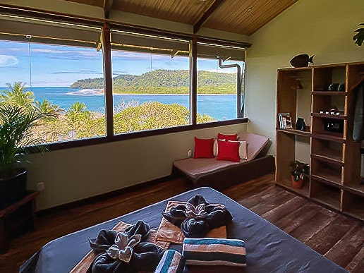 Off-Grid Luxury Retreat — photo 9 of 19