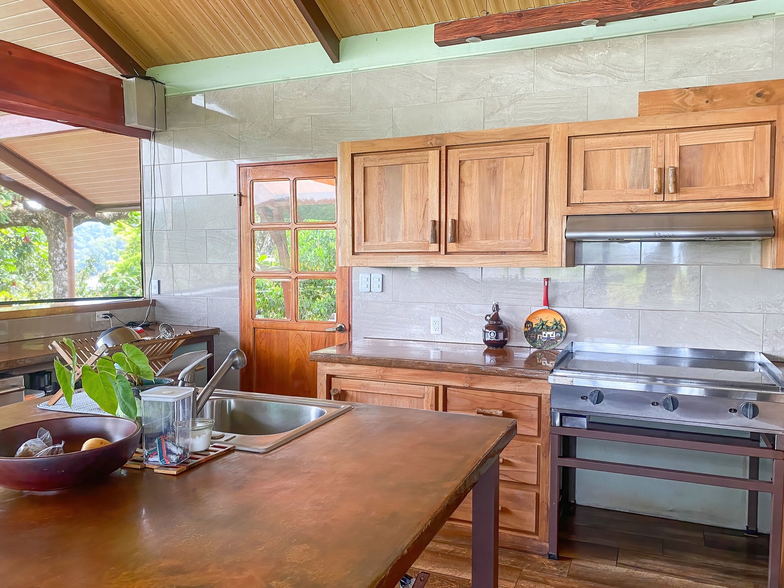 Off-Grid Luxury Retreat — photo 6 of 19