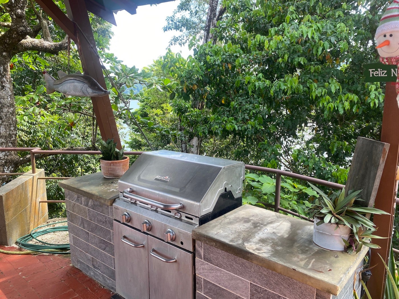 Off-Grid Luxury Retreat — photo 18 of 19