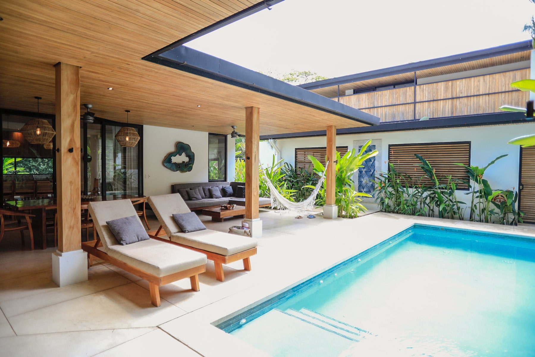 Tropical Modern Home Steps to the Surf — photo 5 of 19