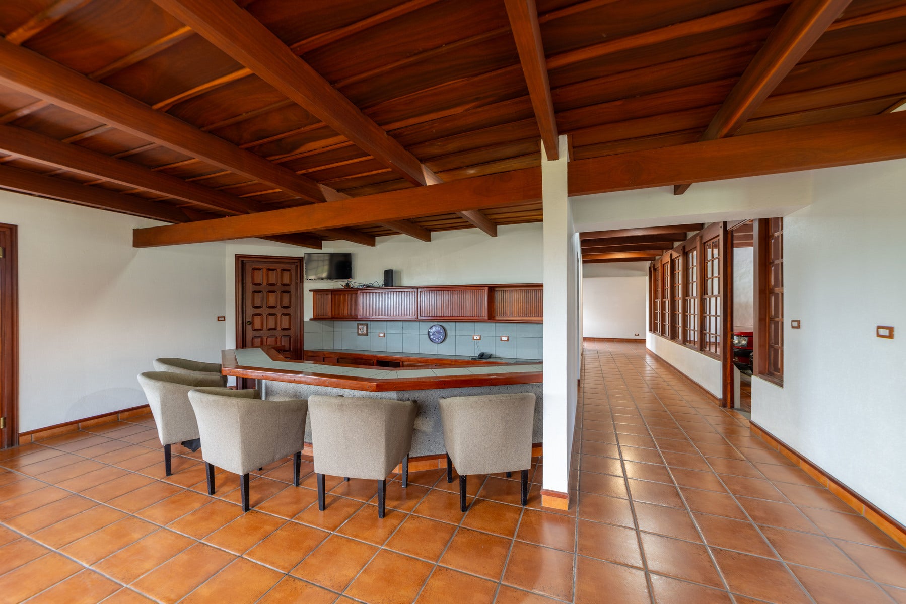 Private Oasis with Guest House — photo 11 of 19