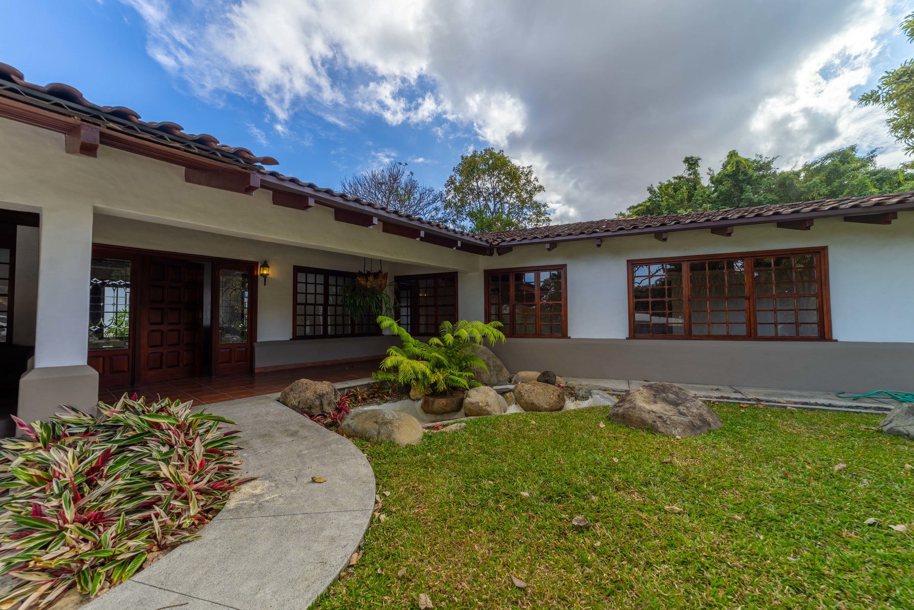 Private Oasis with Guest House, Bello Horizonte, Escazu, San Rafael, Escazu, San Jose, Costa Rica 10201