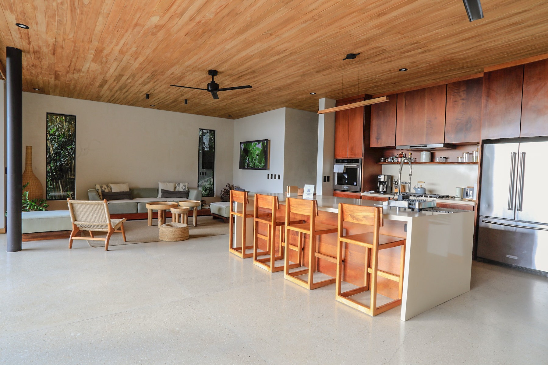 Luxury Villa with Panoramic Ocean Views — photo 13 of 19