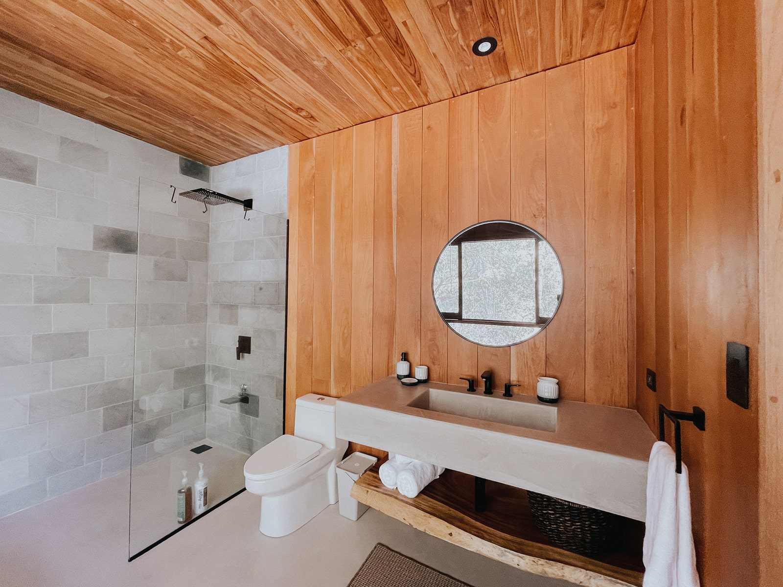 Luxury Villa with Panoramic Ocean Views — photo 14 of 19