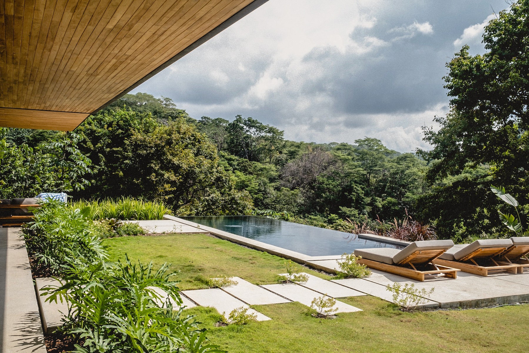 Luxury Home with Views — photo 12 of 19