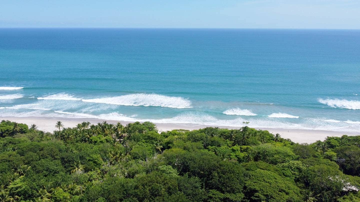 Playa Hermosa Premier Beachfront Lot — photo 7 of 17
