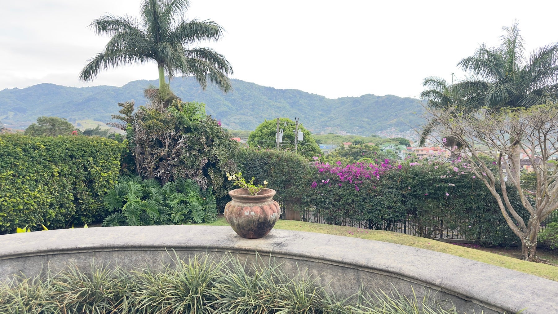 Colinas de Montealegre,Exclusive and Luxurious community — photo 2 of 12