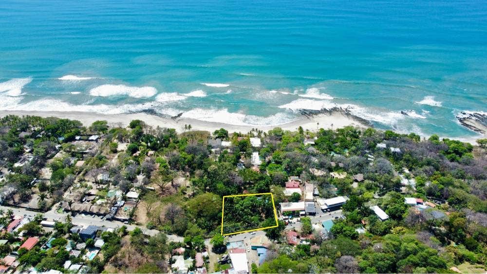 Prime Corner Lot in the Heart of Santa Teresa, Santa Teresa, Cobano, Puntarenas, Puntarenas, Costa Rica 60111