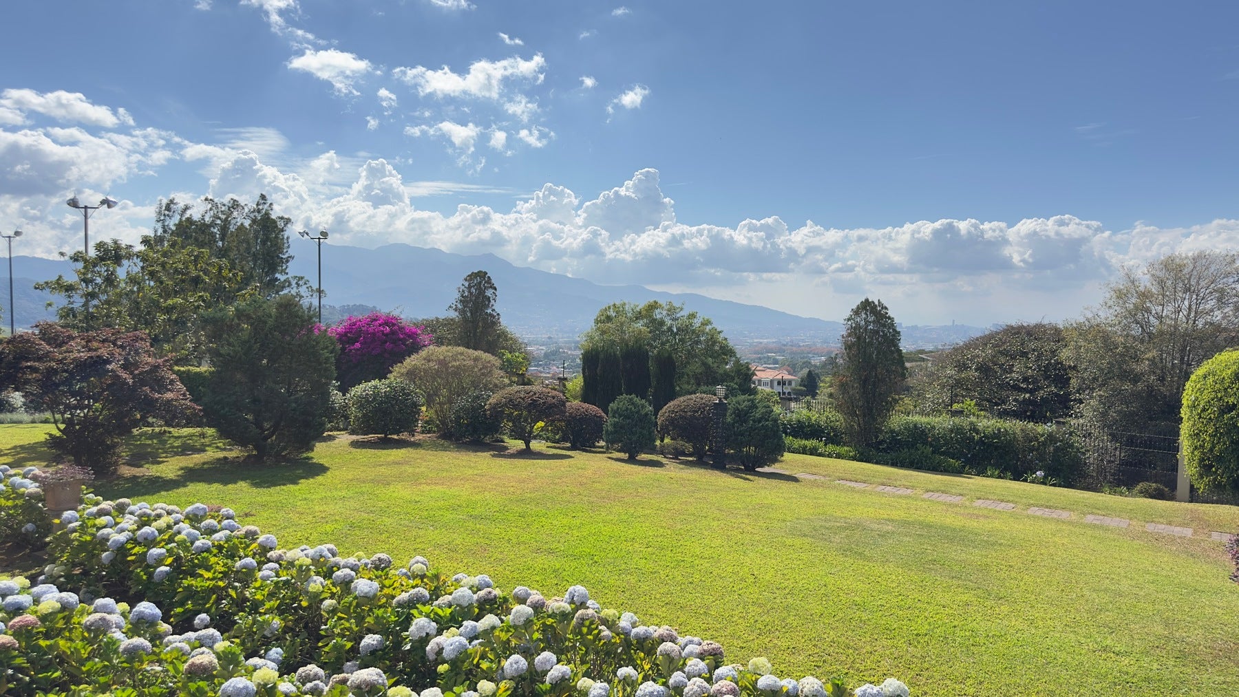 Colinas de Montealegre. El Olivar. Exclusive Gated Community — photo 2 of 19