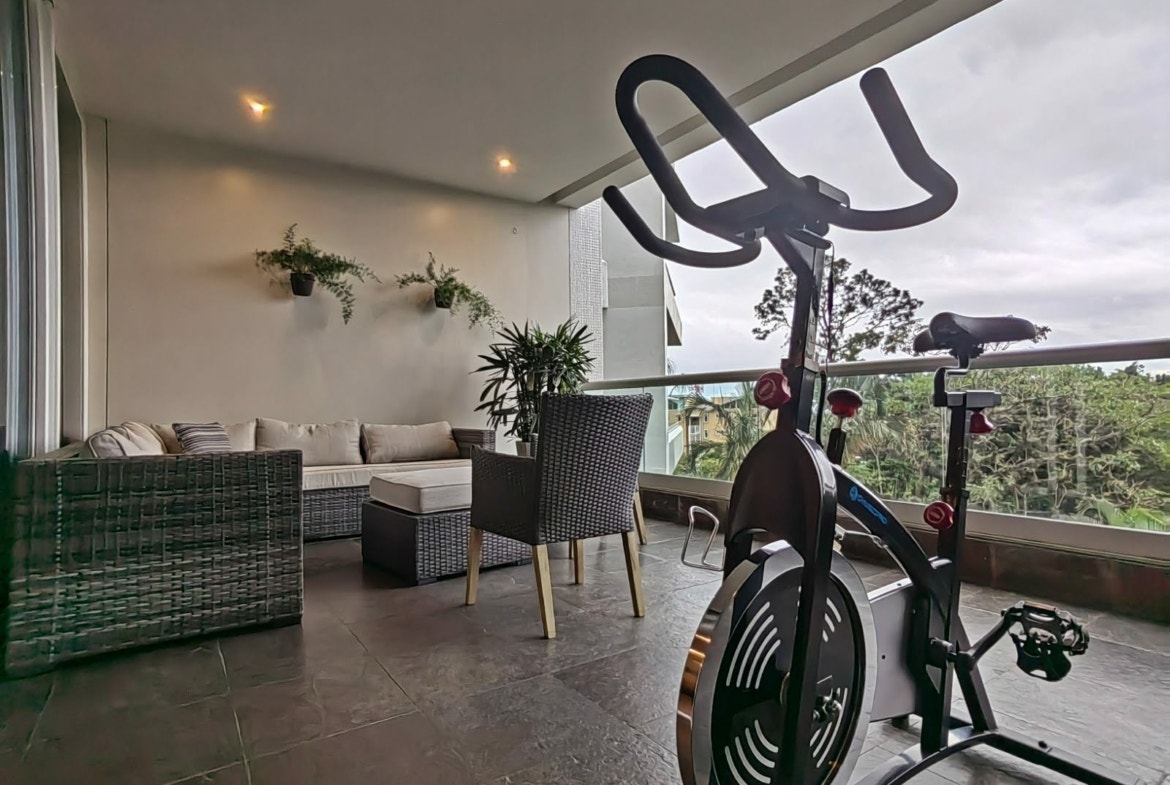 Greenhouse Jaboncillos Panoramic Condo. — photo 9 of 12