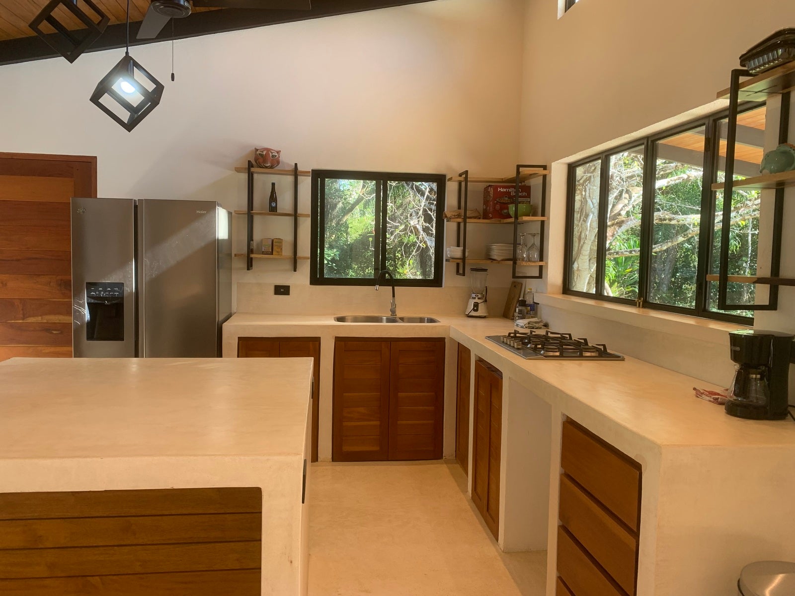 Zen House 2 bedroom home with Pool — photo 7 of 17