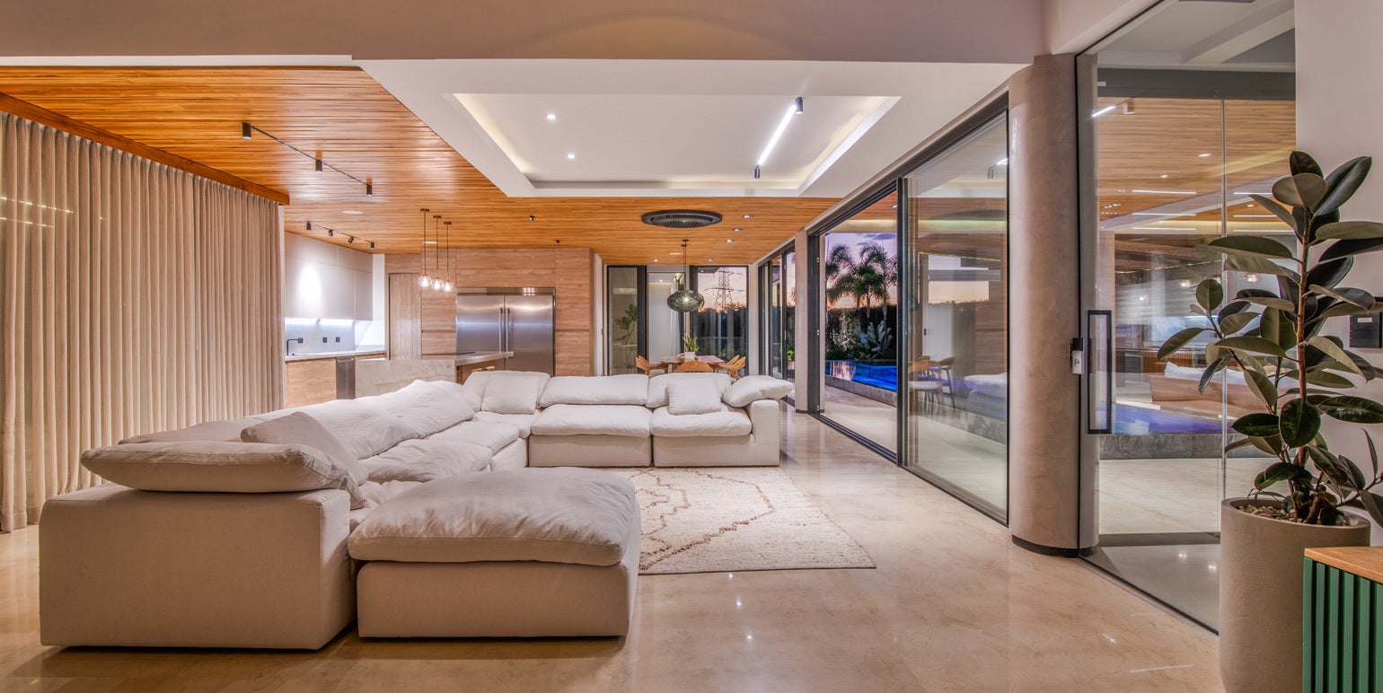 Beach Inspired City Home — photo 16 of 19