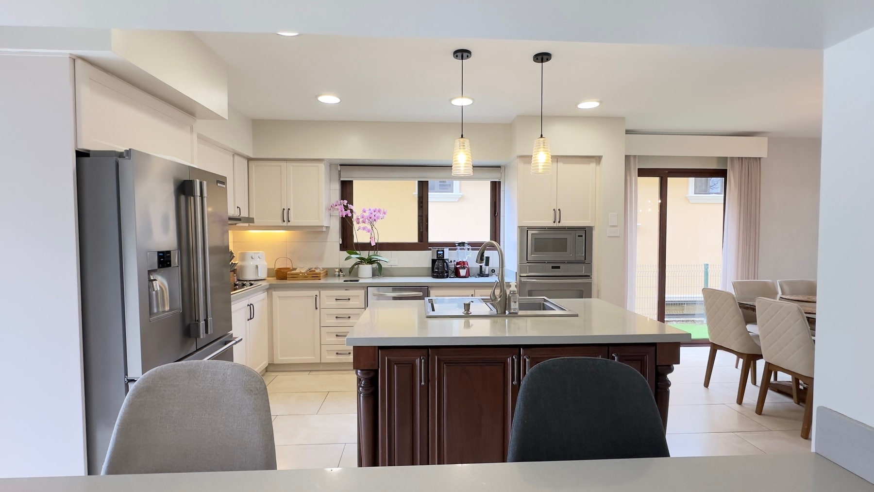 Colinas de Montealegre, Condominio Roble Sabana, Exclusive Community — photo 2 of 19