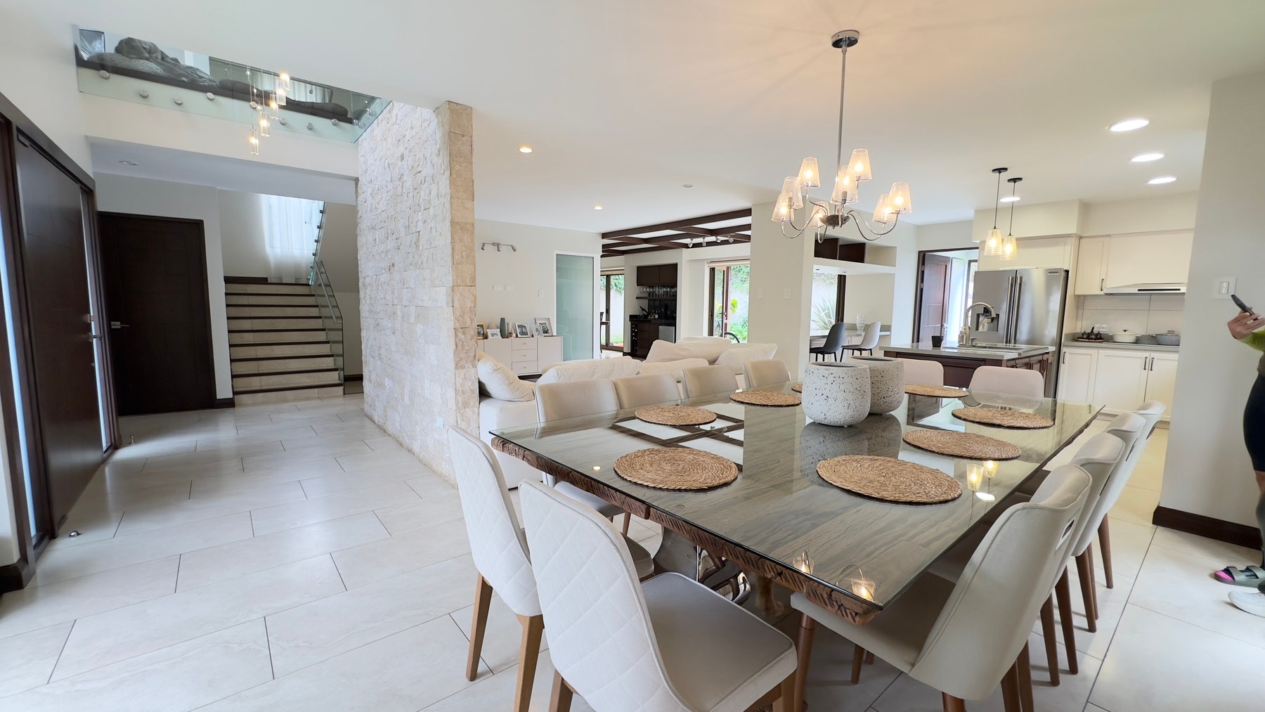Colinas de Montealegre, Condominio Roble Sabana, Exclusive Community — photo 8 of 19