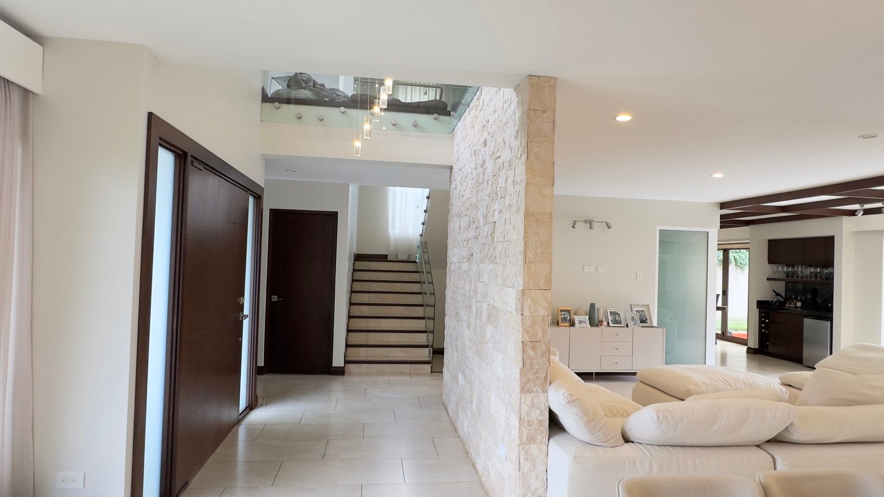 Colinas de Montealegre, Condominio Roble Sabana, Exclusive Community — photo 10 of 19