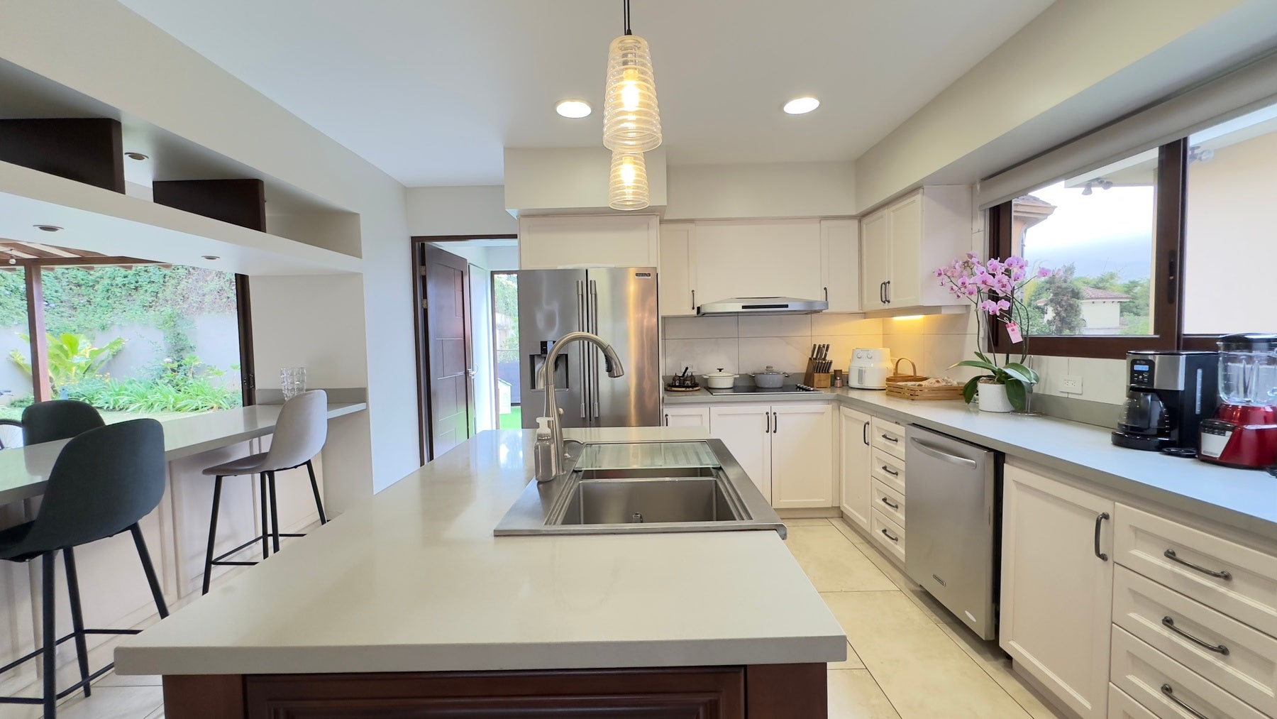 Colinas de Montealegre, Condominio Roble Sabana, Exclusive Community — photo 14 of 19