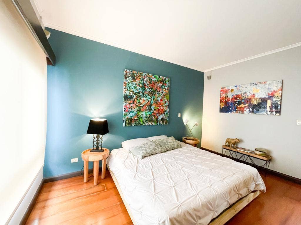 Contemporary Townhouse with Private Garden — photo 3 of 19