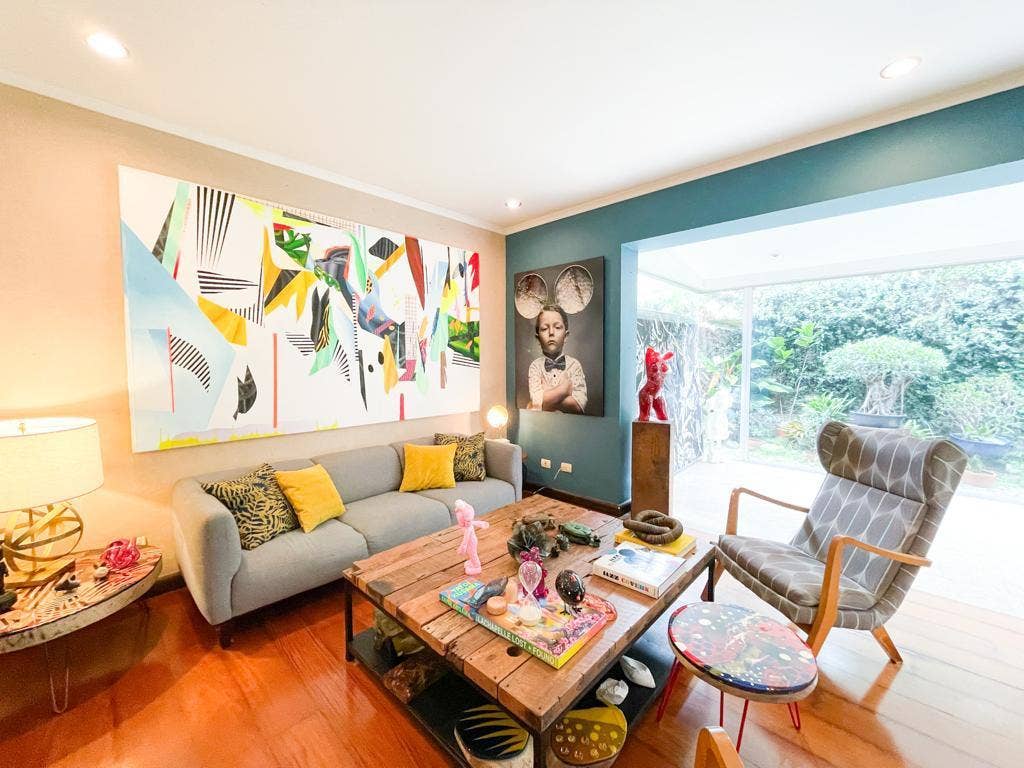 Contemporary Townhouse with Private Garden — photo 6 of 19