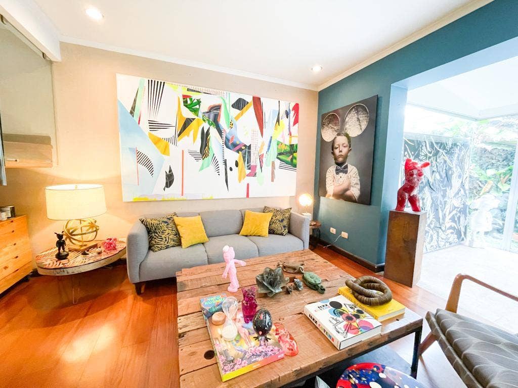 Contemporary Townhouse with Private Garden — photo 13 of 19