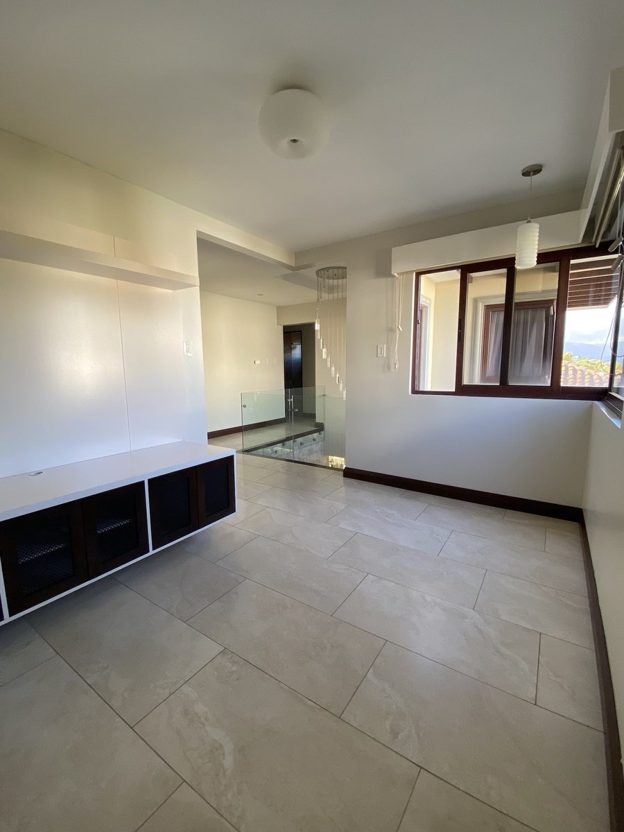 Colinas de Montealegre, Condominio Roble Sabana, Exclusive Community — photo 17 of 19