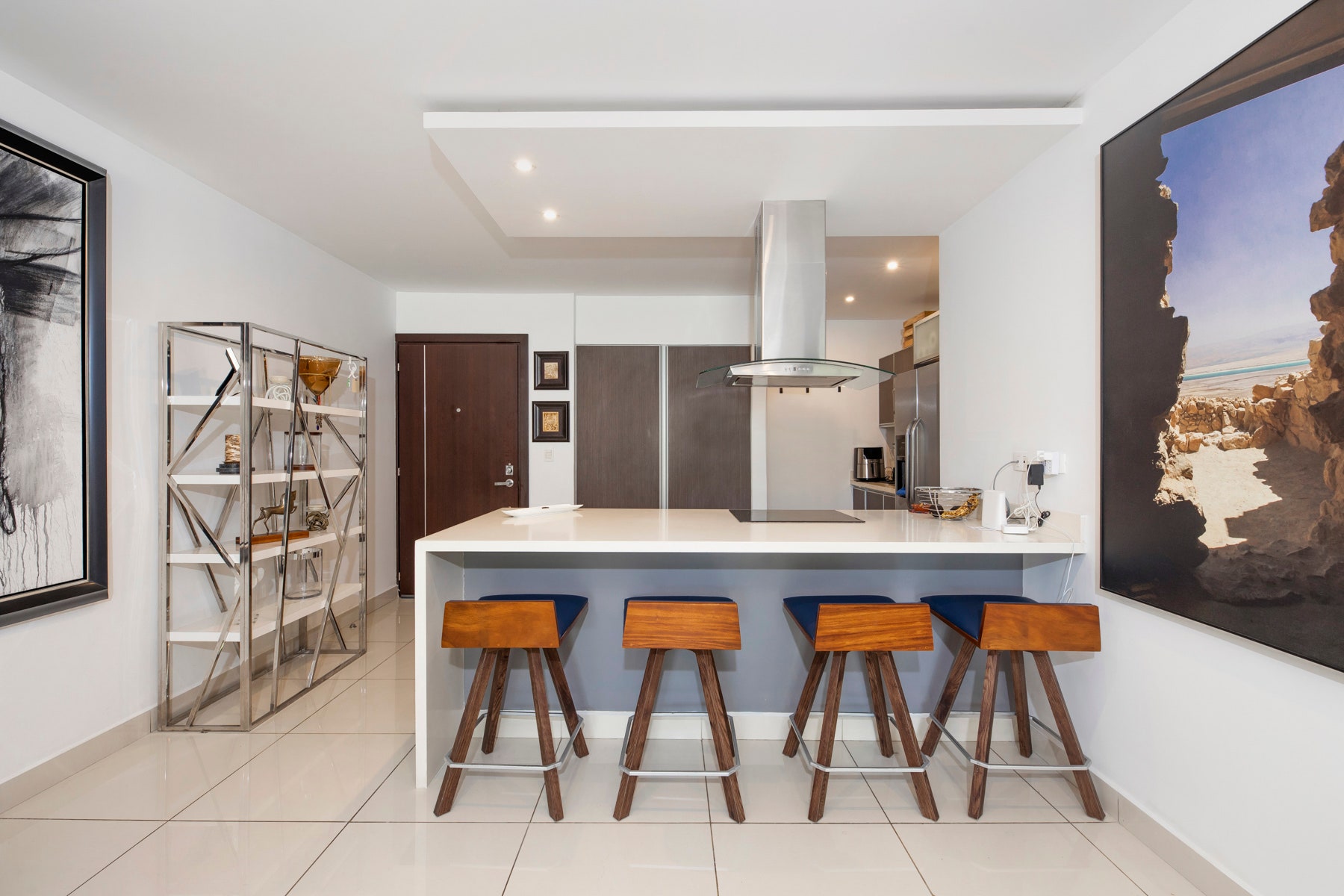 Contemporary  Corner Condo — photo 3 of 17