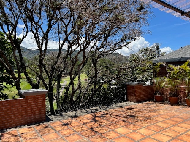 Calle Del Country, Los Laureles, Escazu, Escazu, Escazu, San Jose, Costa Rica 10203 — photo 3 of 3